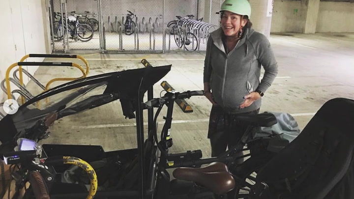 New Zealand politician cycles to hospital while in labour