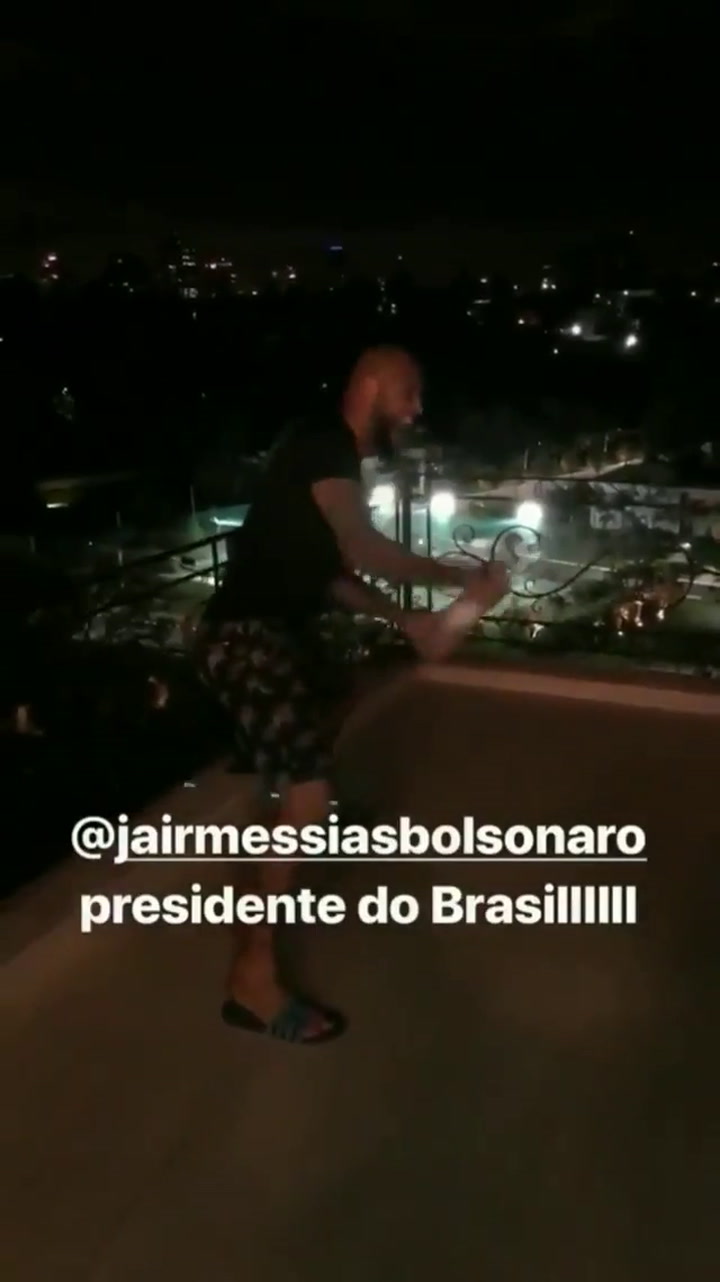Así festejó Felipe Melo la victoria de Bolsonaro - Fuente: Twitter
