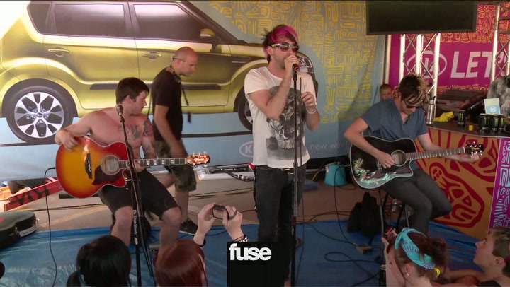 Performance: All Time Low "Reckless and Brave"