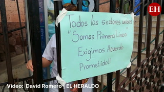 Protesta de personal de Salud a inmediaciones del Alonso Suazo