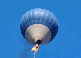 Se desplomó un globo aerostático en Teotihuacán y hubo dos muertos