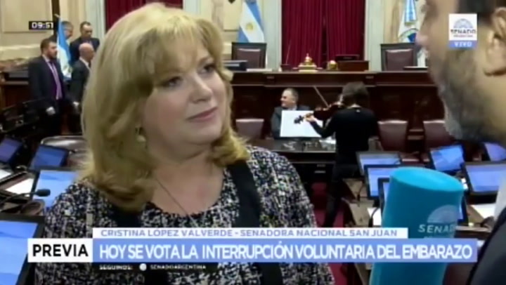 Valverde: 'Sería muy irresponsable votar un proyecto al que no he podido acceder' - Fuente: SenadoTV