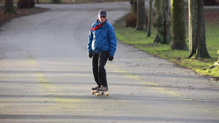 'Age is no limit': Grandfather takes up skateboarding at 82