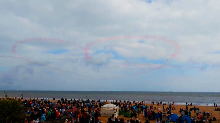 230703-red Arrows Deliver Tribute To Morgan Ridler Who Died After Documenting Cancer Journey-