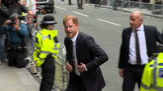 El príncipe Harry ya está en los tribunales de Londres para declarar en un juicio que promete ser "explosivo"