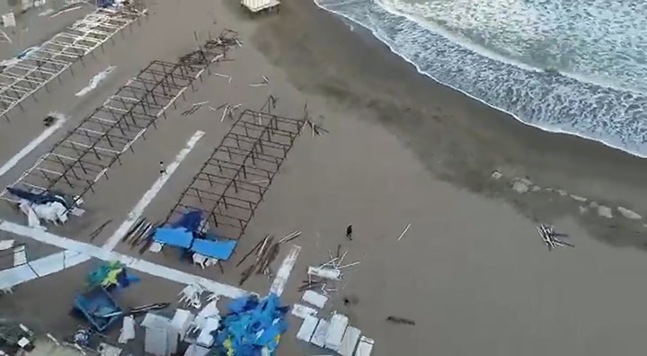 Destrozaron un balneario de Mar del Plata luego de una protesta - Fuente: Diario La capital
