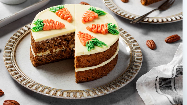 Does a Cake with Cream Cheese Frosting Need to Be Refrigerated: Food Safety Tips