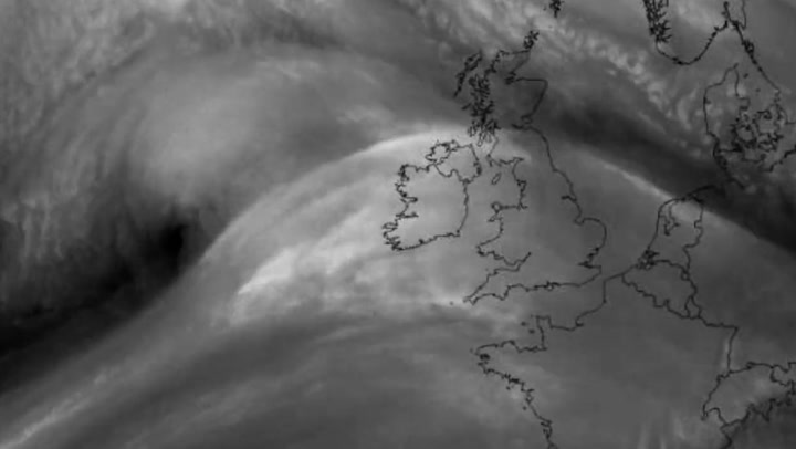 Storm Eunice: Strong winds quickly approach UK in satellite imagery