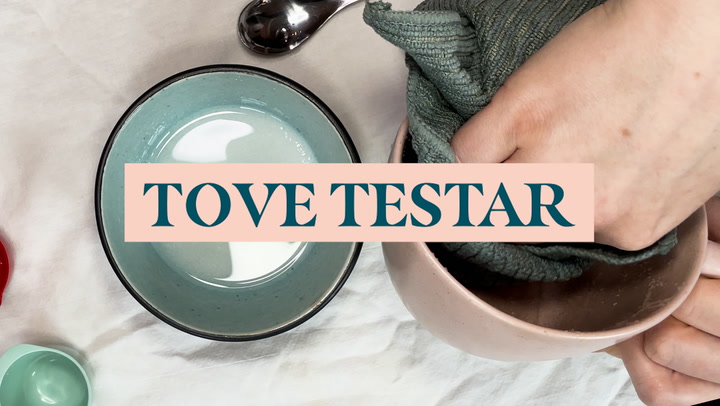 Tove testar #1 – Går tefläckar bort med salt och vinäger?
