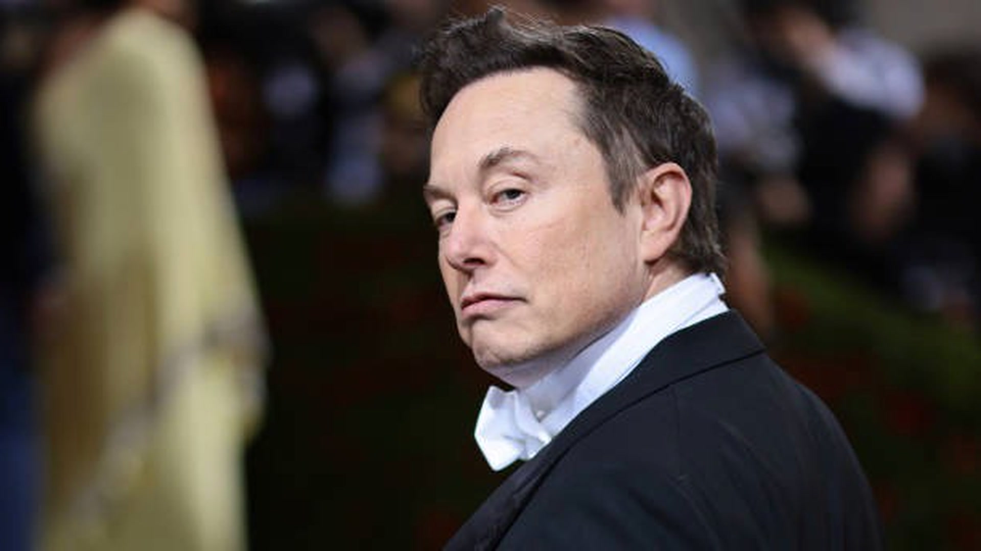 Elon Musk Pips LVMH CEO Bernard Arnault To Become Worlds Richest
