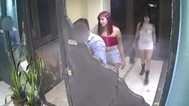 Dos mujeres sedujeron, drogaron y le desvalijaron el departamento a un turista en Palermo Hollywood