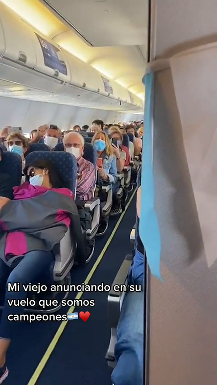 Así fue como pasajeros de un vuelo se enteraron del campeonato del mundo para Argentina