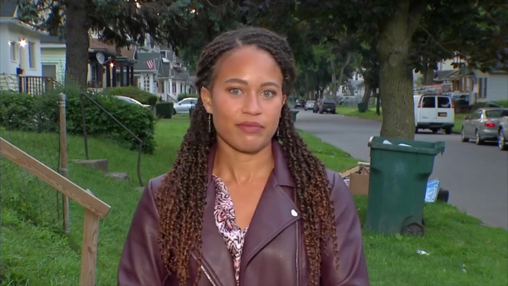 Reporter calmly deals with racist and sexist abuse moments before live TV hit
