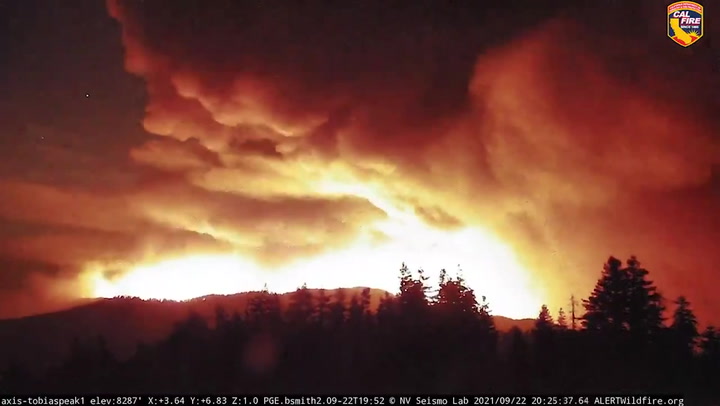 Sky glows red as Windy Fire ravages Sequoia National Forest