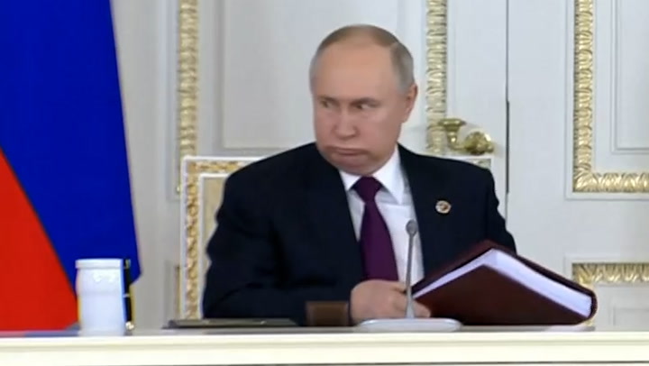 Vladimir Putin pulls strange faces during meeting with close ally Aleksandr Lukashenko
