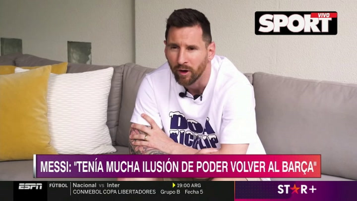 El look de entrecasa de Lionel Messi: descalzo, pantalón de Chicago Bulls y  remera casual