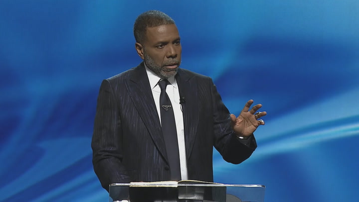 Creflo Dollar - Are You Equipped To Pay The Debt of Love? (Part 1)