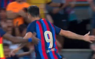 Gol y asistencia de Lewandowski en 2 minutos con el Barcelona