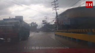 Calles anegadas en la capital por fuertes lluvias