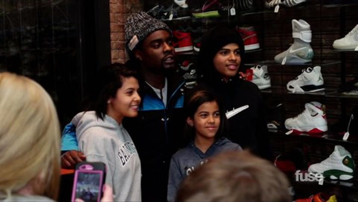 Shows: Hip Hop Shop:Chillin' With Wale - A Day in The Life