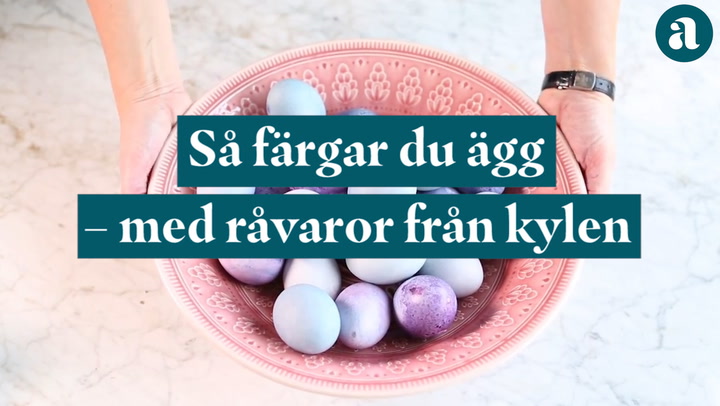Så färgar du ägg – med råvaror från kylen