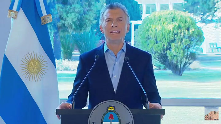 Mauricio Macri anunció las nuevas medidas y pidió 'disculpas': 'Sepan que los entendí'
