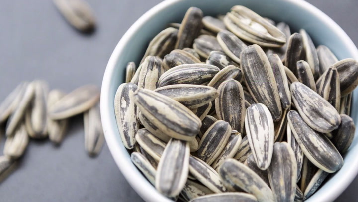6 Seeds That Ensure Healthy Hair Growth and Prevent Hair Fall