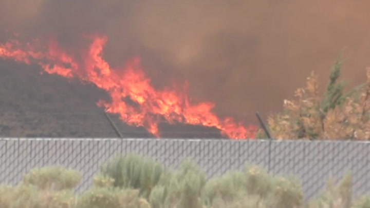 Nevada wildfire forces evacuations