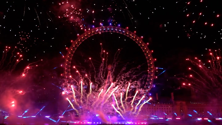 Spectacular New Year's Eve fireworks as London welcomes 2024