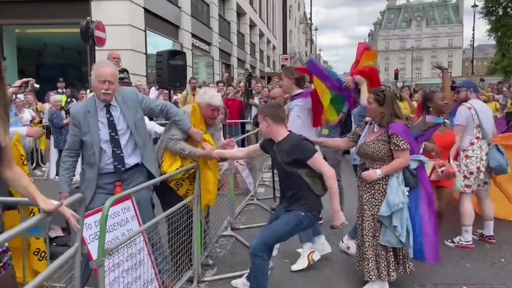 Heartstopper cast members confront anti-LGBT protesters at Pride in London