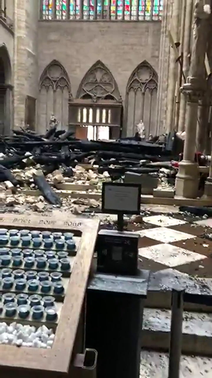 Así se ve la catedral de Notre Dame tras el incendio