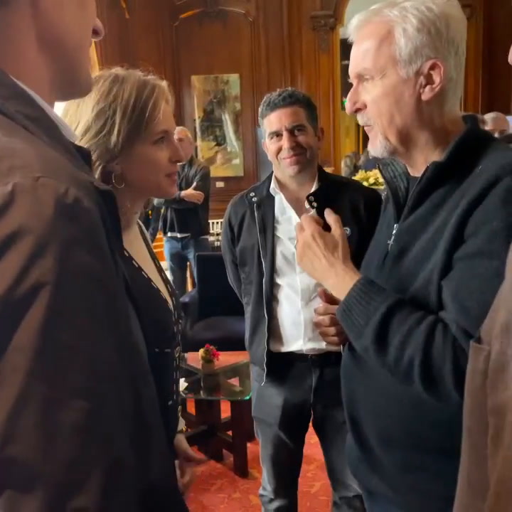 Carla Peterson conoció a James Cameron durante su visita a la Argentina (IG @petersoncarla)