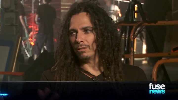 Behind the Scenes of Korn's New Video for "Never Never": Fuse News