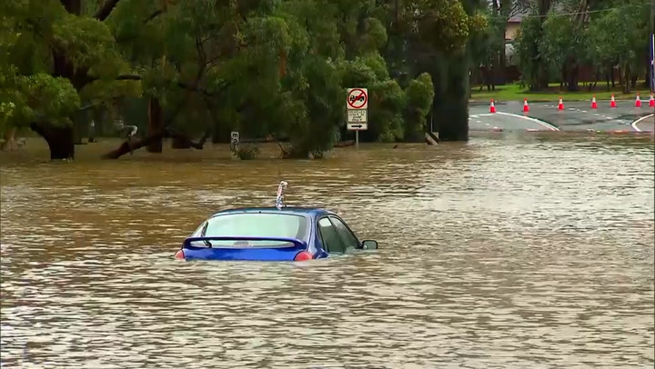 Sydney suburb underwater as residents evacuated after flood