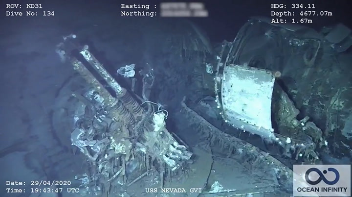 Restos del USS Nevada en el fondo del océano Pacífico