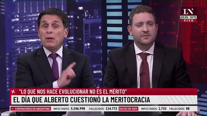 Fernando Carnota y Jonatan Viale revisaron en vivo el CV de Cafiero