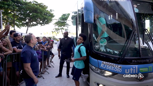 Grêmio chega ao Rio de Janeiro para estreia no Brasileirão