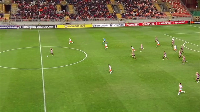 Luciano perde gol INACREDITÁVEL para São Paulo