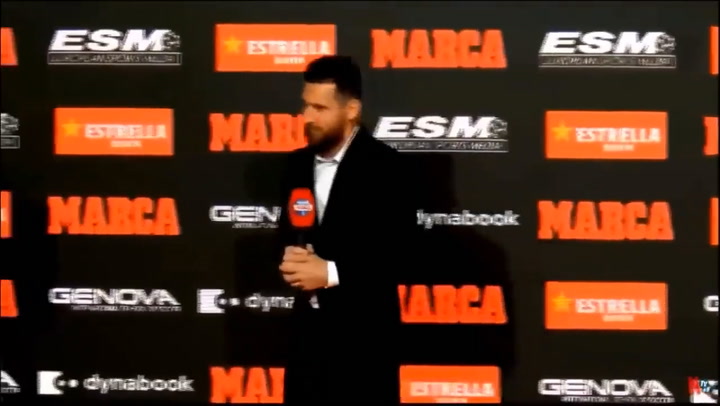 La divertida entrega de la Bota de Oro a Leo Messi
