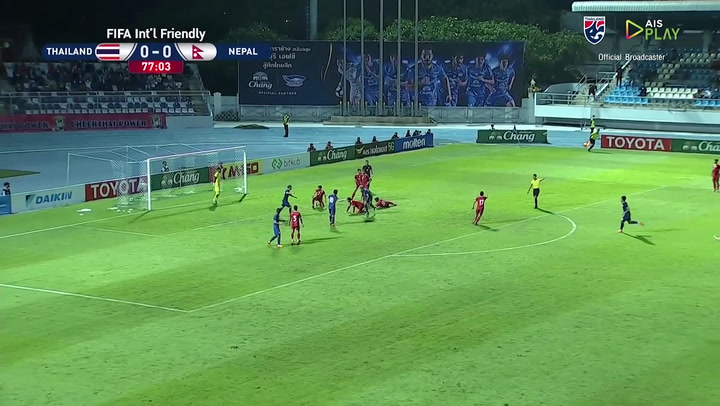 ไฮไลต์ ฟุตบอลทีมชาติไทย อุ่นเครื่องฟีฟ่าเดย์ : ไทย 2-0 เนปาล (นัดแรก)