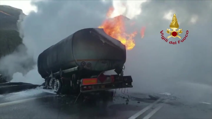  Italy: Crashed fuel tanker erupts into flames on highway