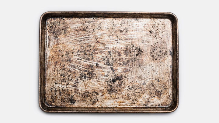 How To Clean A Burnt Sheet Pan