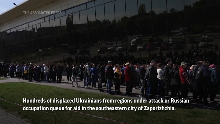 Hundreds of displaced Ukrainians receive aid in Zaporizhzhia