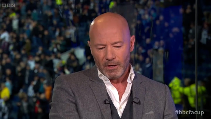 Alan Shearer reveals why he has no regrets turning down Manchester United twice