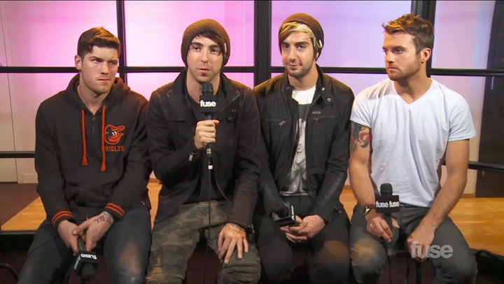 Interviews: Go Behind the Scenes of All Time Low's "Backseat Serenade" Video