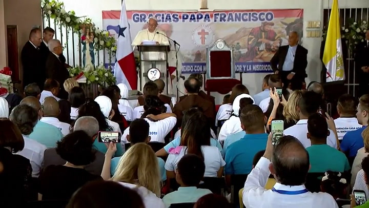 Francisco pide una solución 'justa y pacífica' para crisis en Venezuela - Fuente: AFP