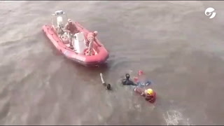 Rescataron a una mujer que se cayó al río en Costanera Norte