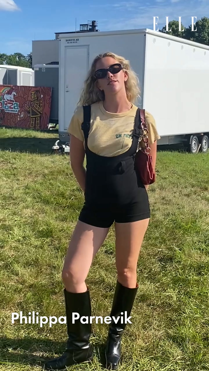 Lolla Outfits Textad
