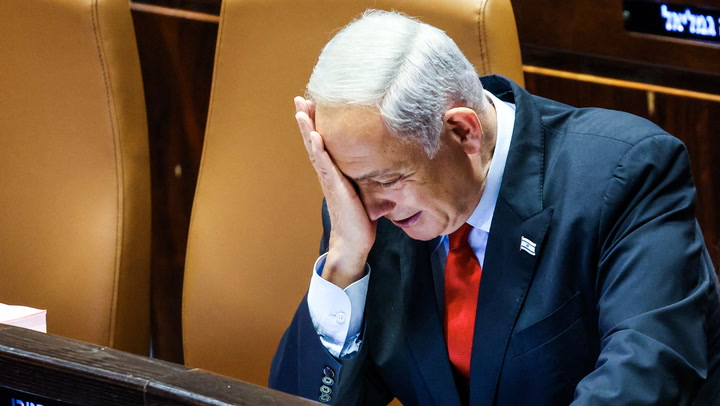Netanyahu heckled by families of Hamas hostages during Knesset session