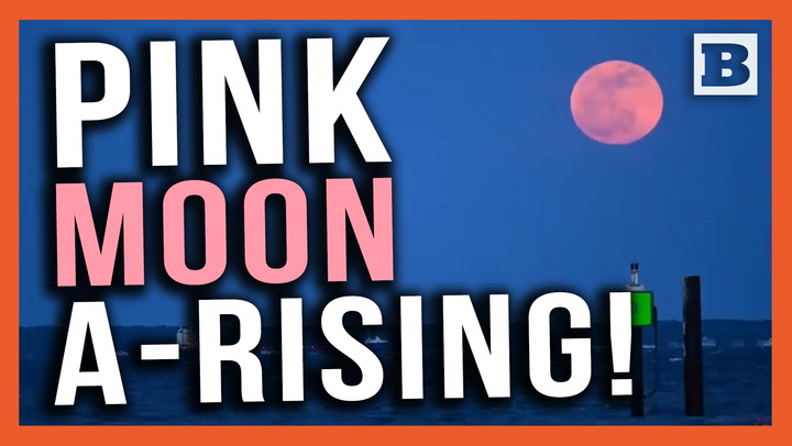 I See a Pink Moon A-Rising! Timelapse of Pink Moon in Night Sky